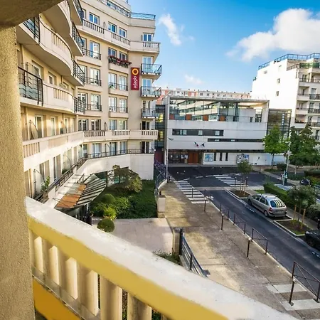 Апартаменты Paris Porte De Versailles Cosy 1 Parking Wifi 4 Pers